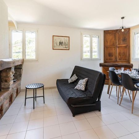 Cosy Holiday Home In Minerve With Garden Экстерьер фото