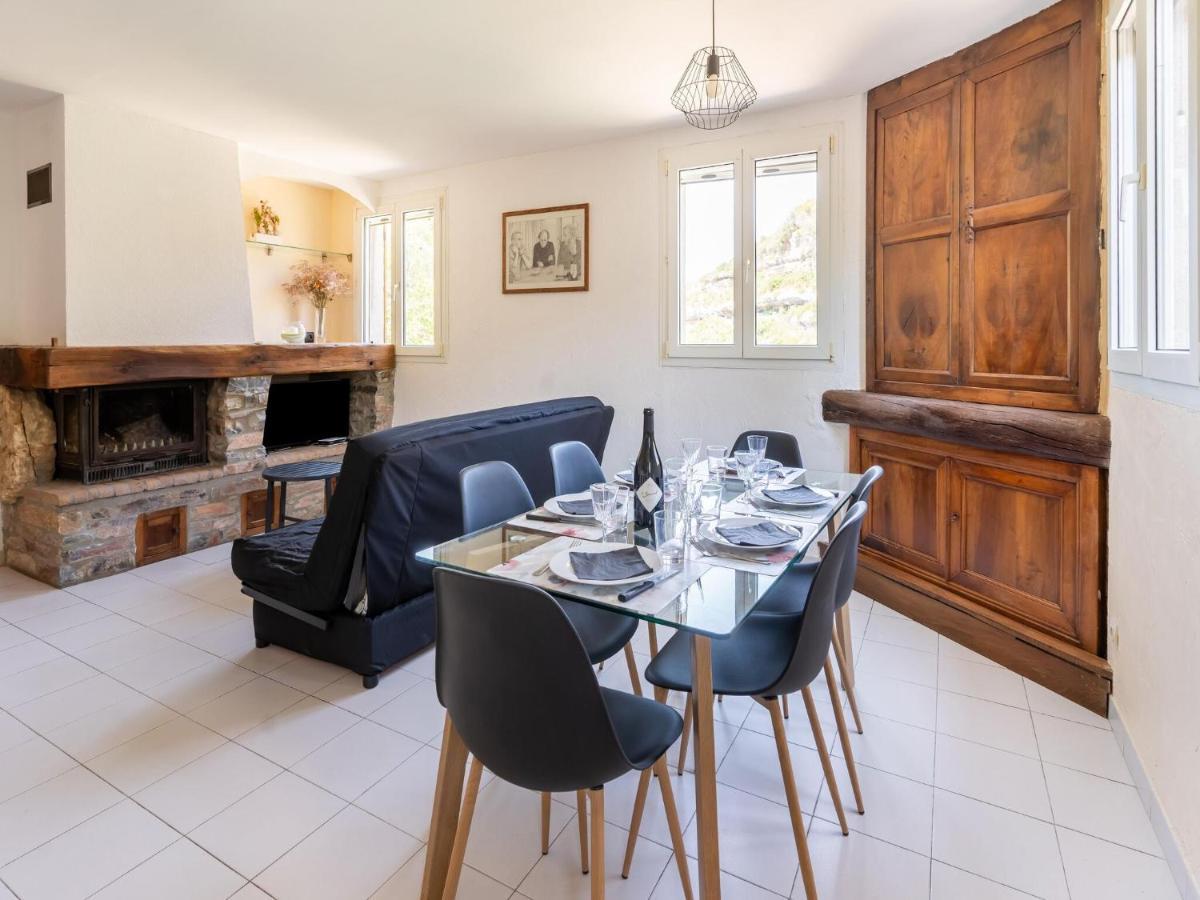 Cosy Holiday Home In Minerve With Garden Экстерьер фото