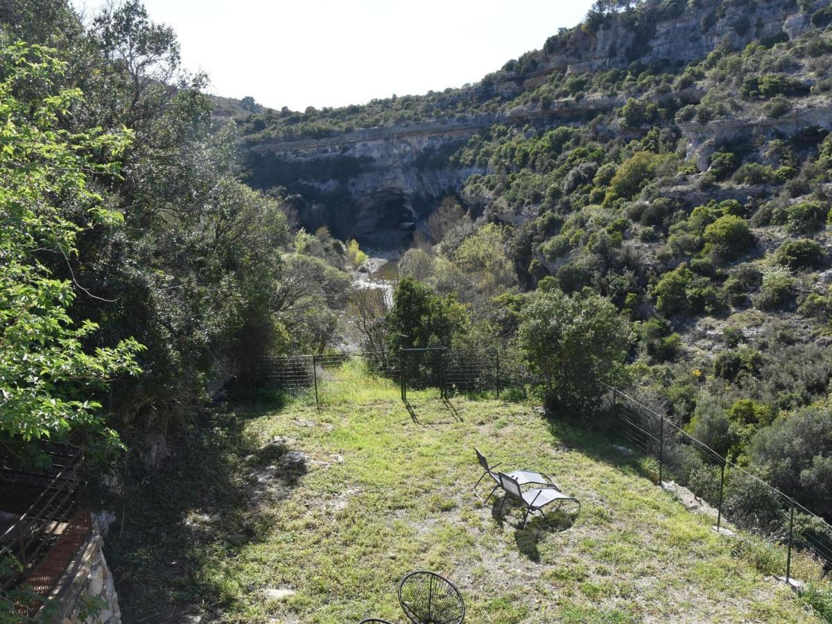 Cosy Holiday Home In Minerve With Garden Экстерьер фото